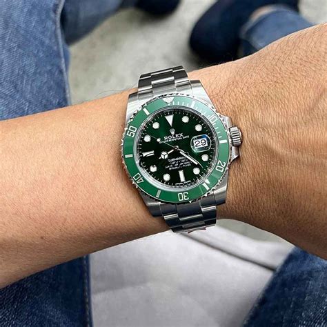 uscita di scena rolex submariner hulk|rolex hulk sub review.